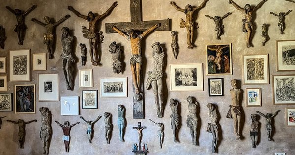 Виставка Страстей демонструє твори митців різних епох