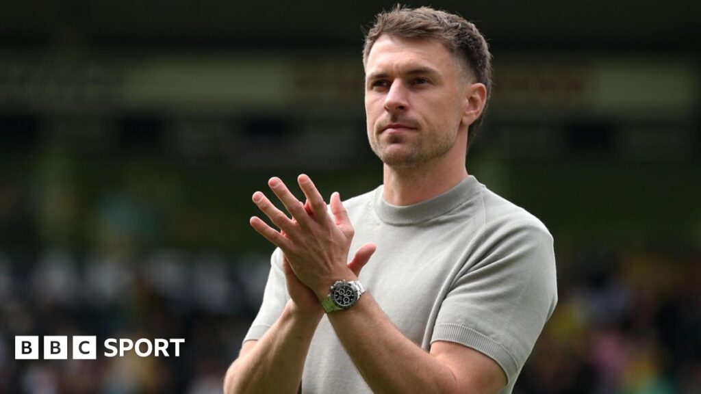 Аарон Ремсі: колишній капітан збірної Уельсу біжить Лондонський марафон на честь «чудового» хлопчика