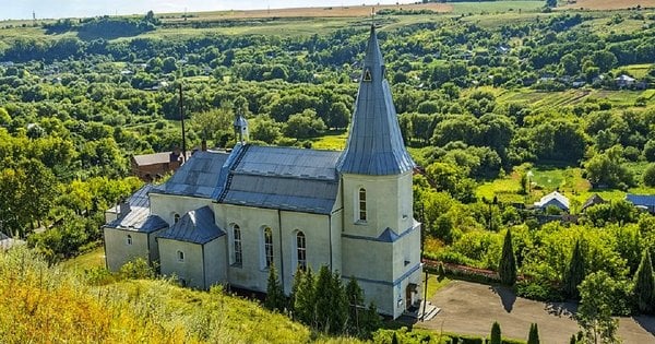 Церква у Зінькові на Хмельниччині: дата будівництва, історія пам'ятки, світлини