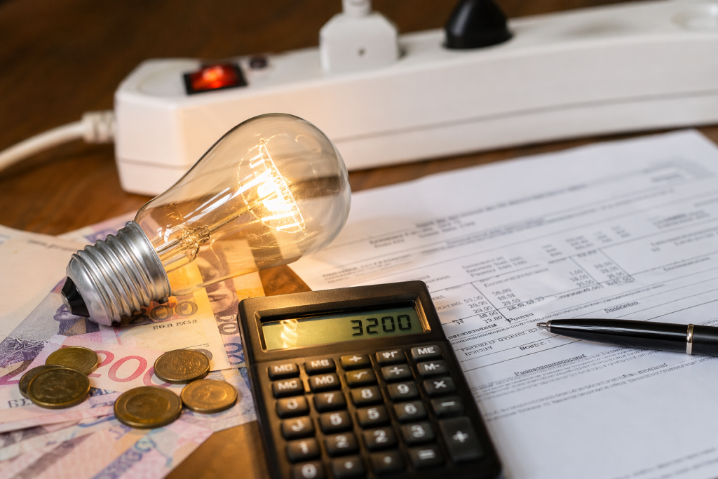 НКРЕКП підняла цінову стелю на ринку світла і це вже вплине на бізнес