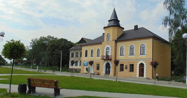 На Івано-Франківщині депутат приховав нерухомість вартістю 1,6 млн грн – яка була відповідь влади