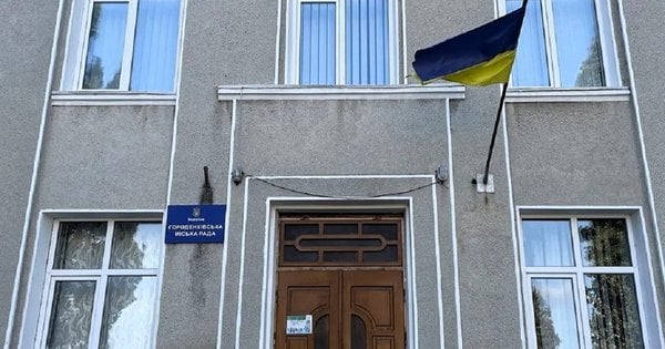 Присудження премій у навчальній галузі Прикарпаття - поліція висунула чергову підозру