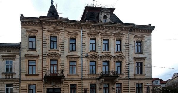 Житловий будинок на вул. Глібова, 15 у Львові: відомі мешканці та збережені пам’ятки – фото, відео