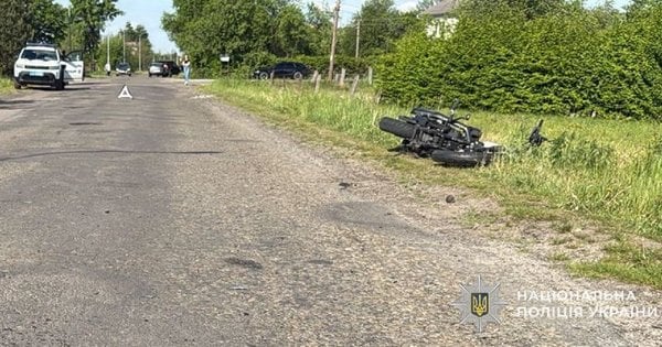 На Львівщині за добу в трьох аваріях за участю мотоциклістів загинуло двоє водіїв, ще одного госпіталізували