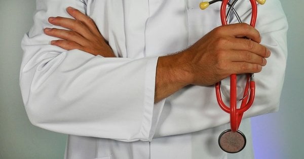 Шахрайство з дитячими хворобами і 457 тисяч гривень компенсації: у Львові розглянули справу проти матері багатьох дітей