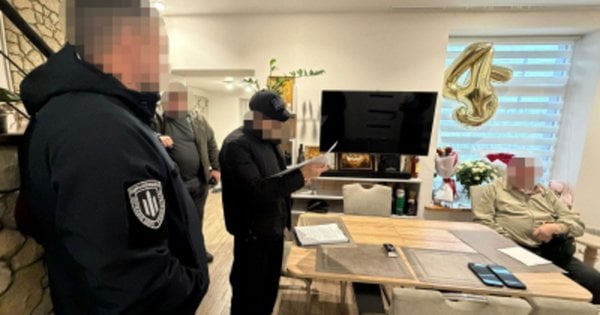 Військові з Рівненської області лагодили будинок матері дружини начальника штабу – подробиці схеми – новини Рівного