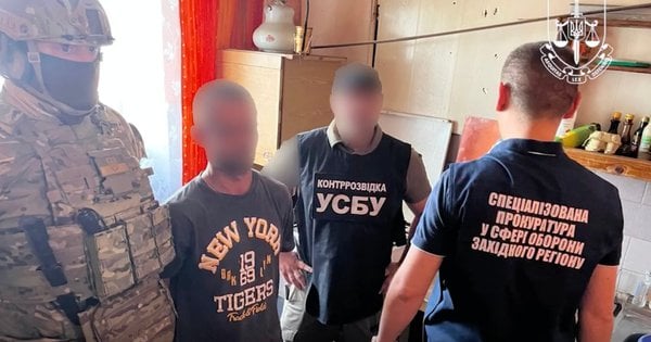 Двоє колишніх військових з Рівненської області підозрюються у державній зраді через співпрацю з ФСБ.