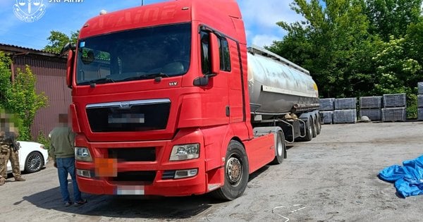 Крадіжка дизельного палива Укрзалізниці: на Хмельниччині розкрили велику аферу