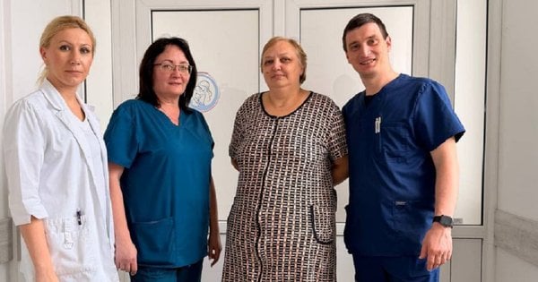 У Львові успішно прооперували жінку з діабетом, видаливши велику кисту