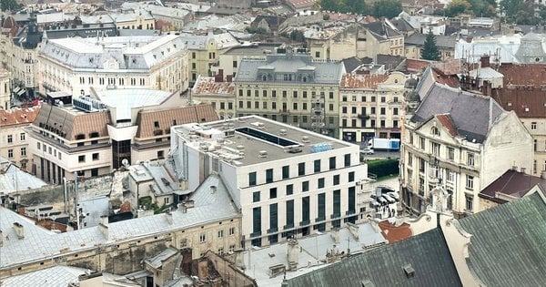 Власник готелю на площі Міцкевича перерахував 5,7 млн грн інвестиційного внеску до бюджету Львова