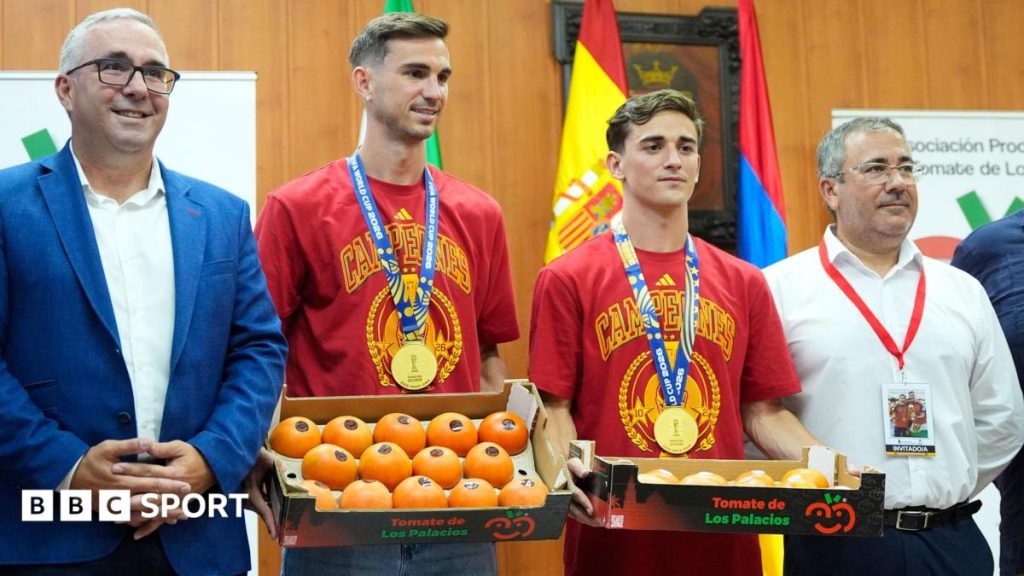 Чемпіонат світу 2026: Фабіан Руїс і Гаві отримують томатами за перемогу