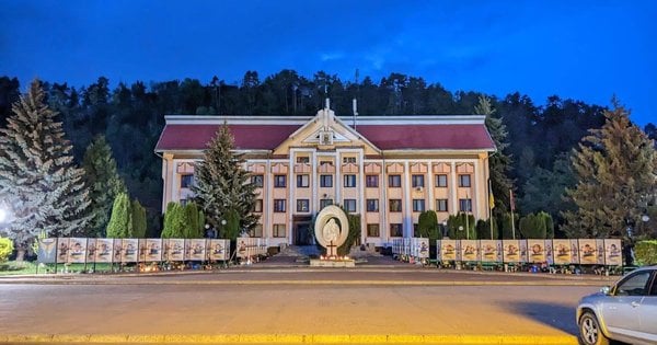 Чиновника РДА на Прикарпатті підозрюють у викраденні 200 тис. грн - деталі