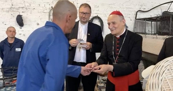 Кардинал Маттео Дзуппі навідав місце утримання російських полонених у Львівській області