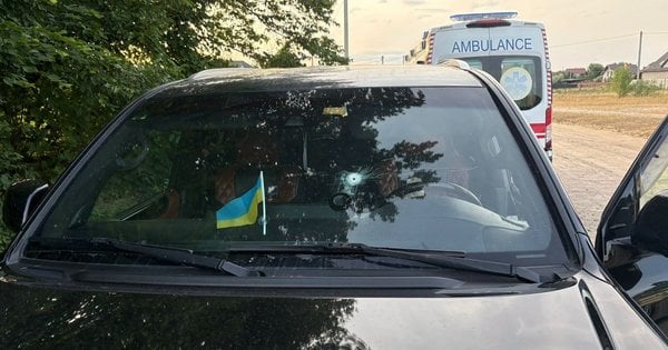 На Львівщині затримали чоловіка, який вистрілив у Lexus та травмував водія