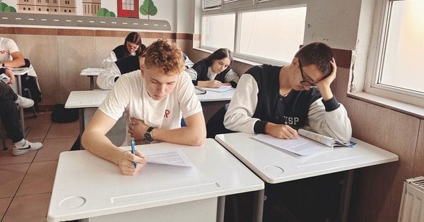 НМТ-2026: кількість учасників із 200 балами на Львівщині – дані статистики
