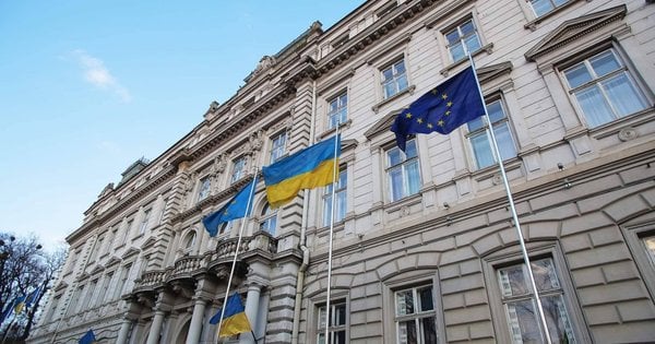 Основні угоди з нерухомістю Львівської облради: повний перелік продажів у Львові