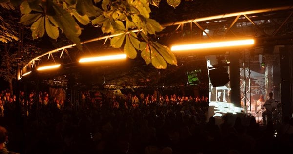 Понад 300 тисяч гривень для ветеранів зібрали у Львові завдяки творчості Сергія Жадана та Дениса Блощинського - деталі