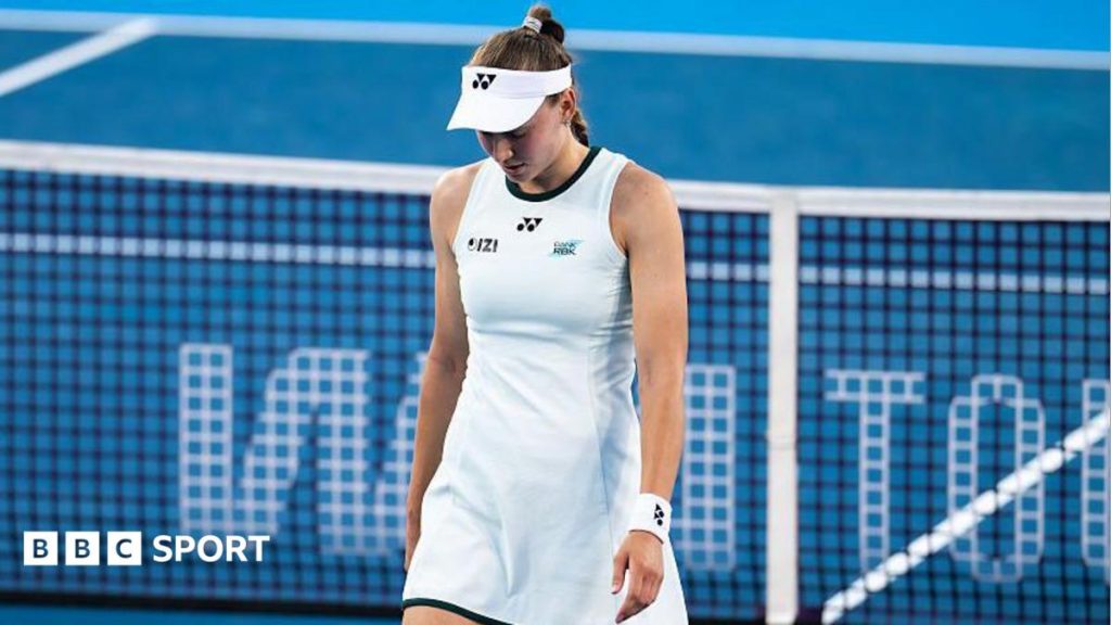 Cincinnati Open: Олена Рибакіна змушена зійти через травму щиколотки у чвертьфіналі проти Іги Свьонтек
