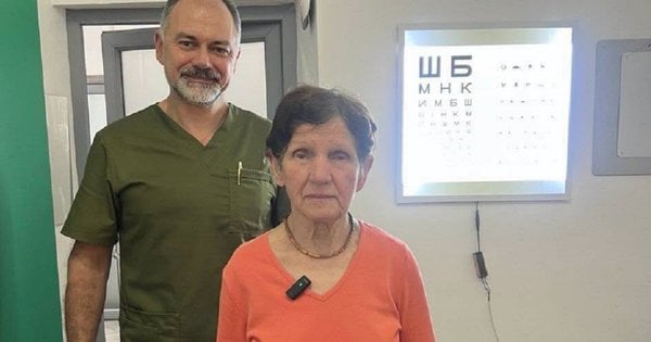 Операція з видалення катаракти у Львові: лікарці допоміг її студент — подробиці