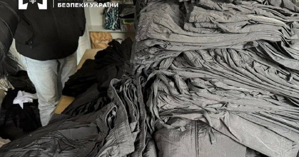 Підробка одягу популярних торгових марок