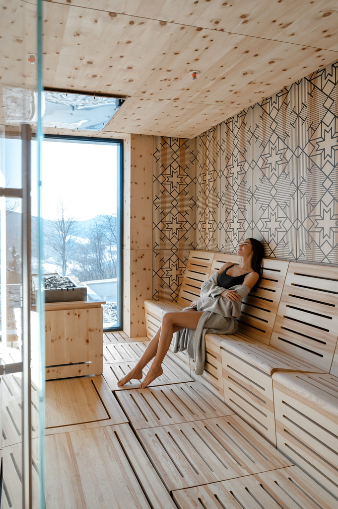 Готель у Східниці з панорамним басейном і SPA