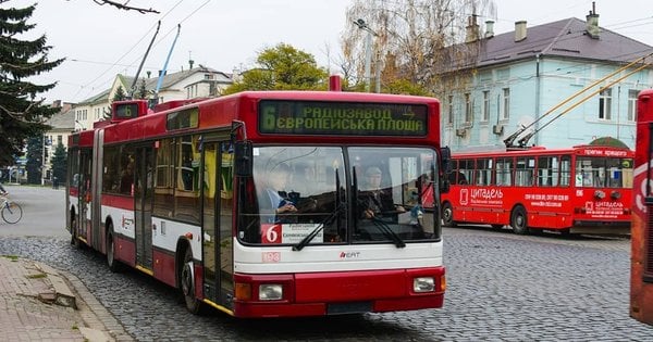 Казначейство призупинило виплати в Івано-Франківську: як це вплине на зарплати