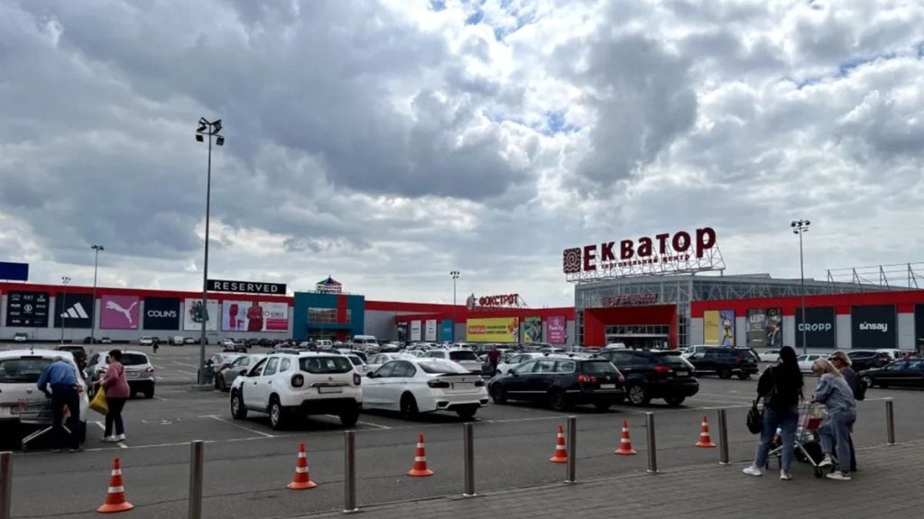 Російський безпілотник поцілив в будівлю Екватор у Рівному: деталі ворожого обстрілу вранці 16 жовтня