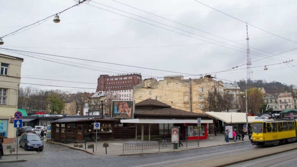 Як Львів оплатив незбудований готель на площі Князя Осмомисла